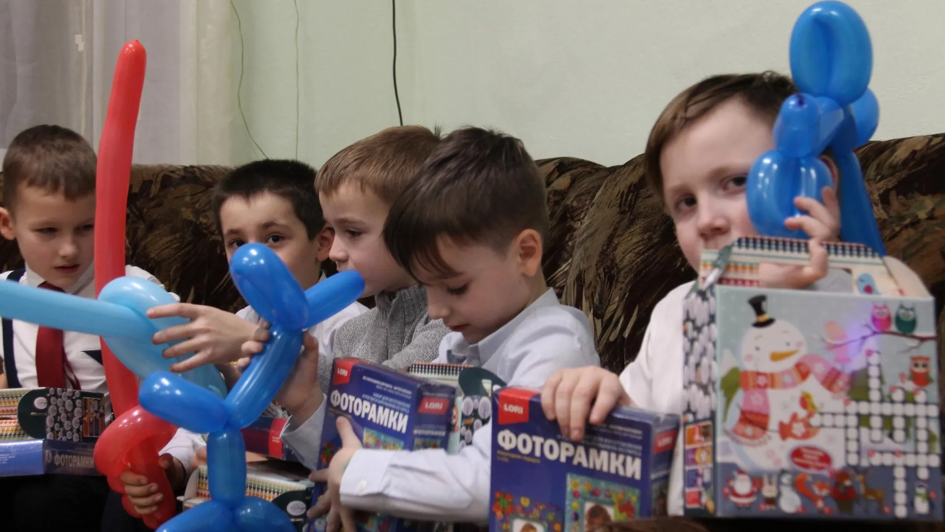 Мастер‑классы и конкурсы провели для детей из центра соцобслуживания в Дзержинском