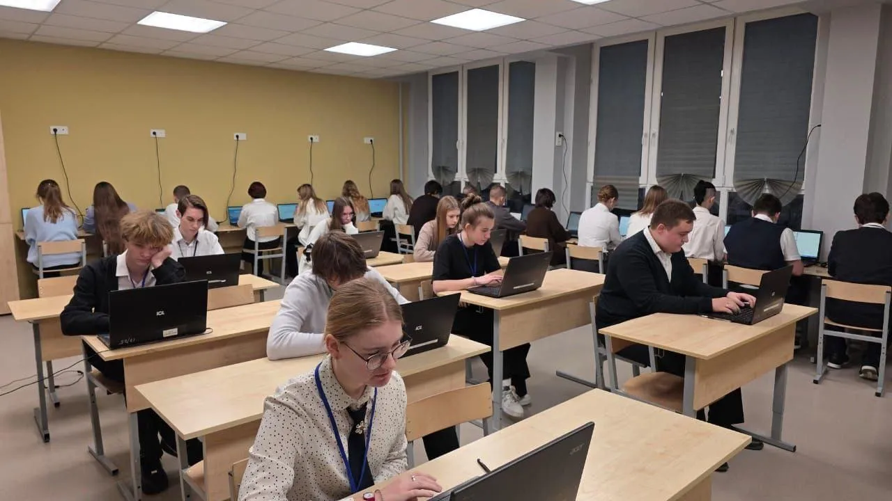 Десятиклассники Подмосковья написали диагностическую работу по химии