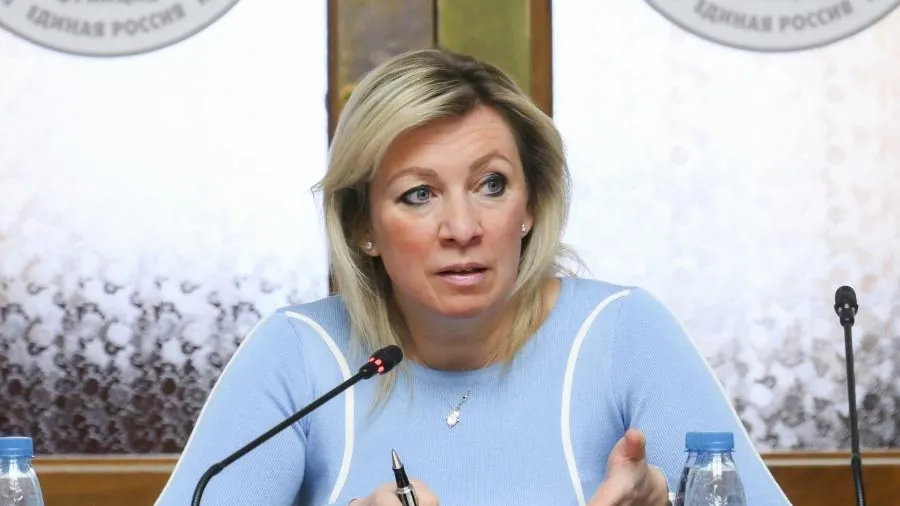 Захарова назвала «политическим скотным двором» происходящее на Украине
