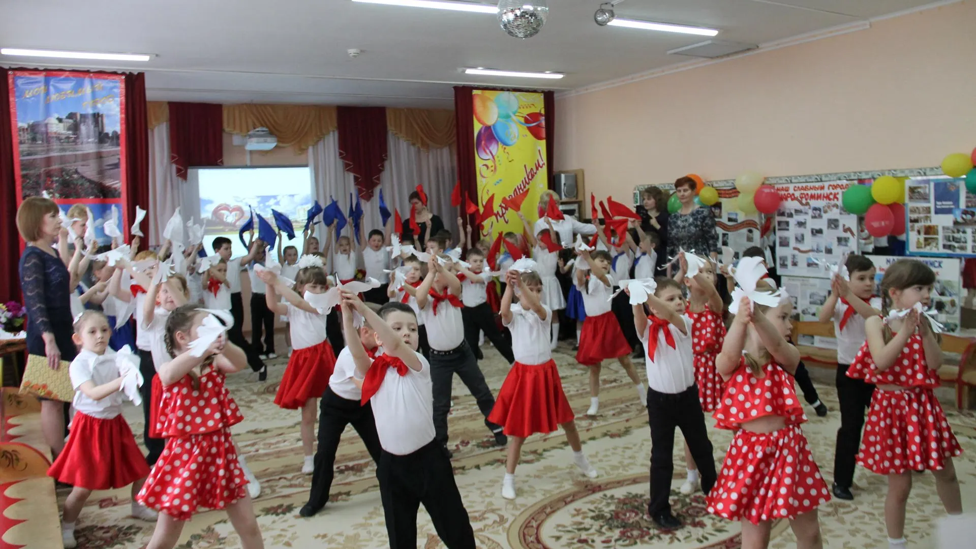 В Наро-Фоминском округе открылись 44 летних лагеря