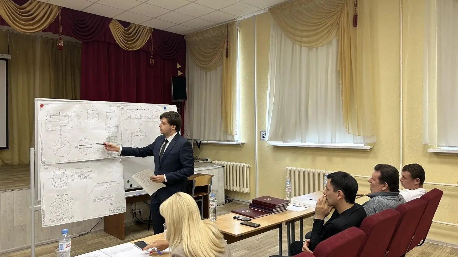 В Одинцовском округе прошли защиты дипломов в техникуме