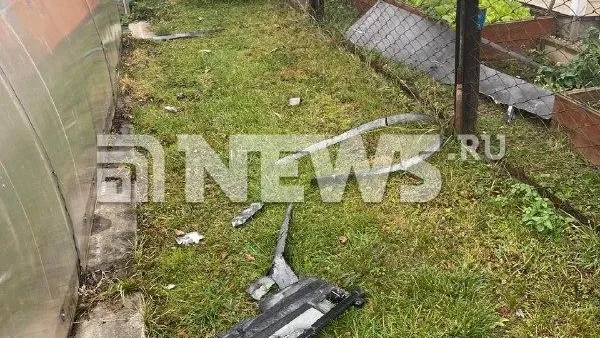 Во дворе жилого дома в Подмосковье упал беспилотник