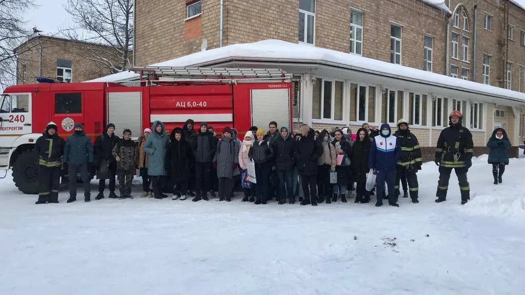 Действия по спасению людей отработали на пожарно‑тактических учениях в Балашихе