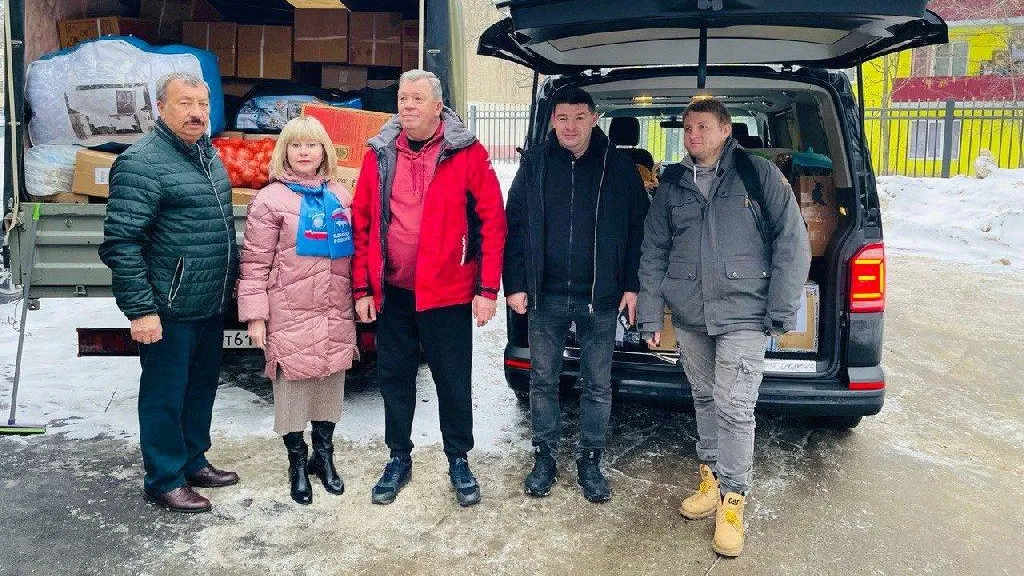 Партийцы «Единой России» из Королева передали помощь военнослужащим