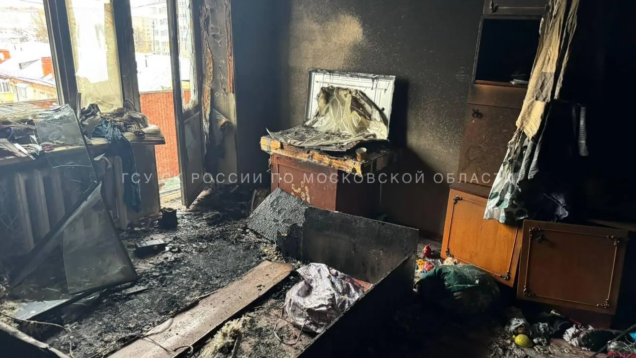 Два маленьких ребенка умерли при пожаре в многоэтажке подмосковного Подольска