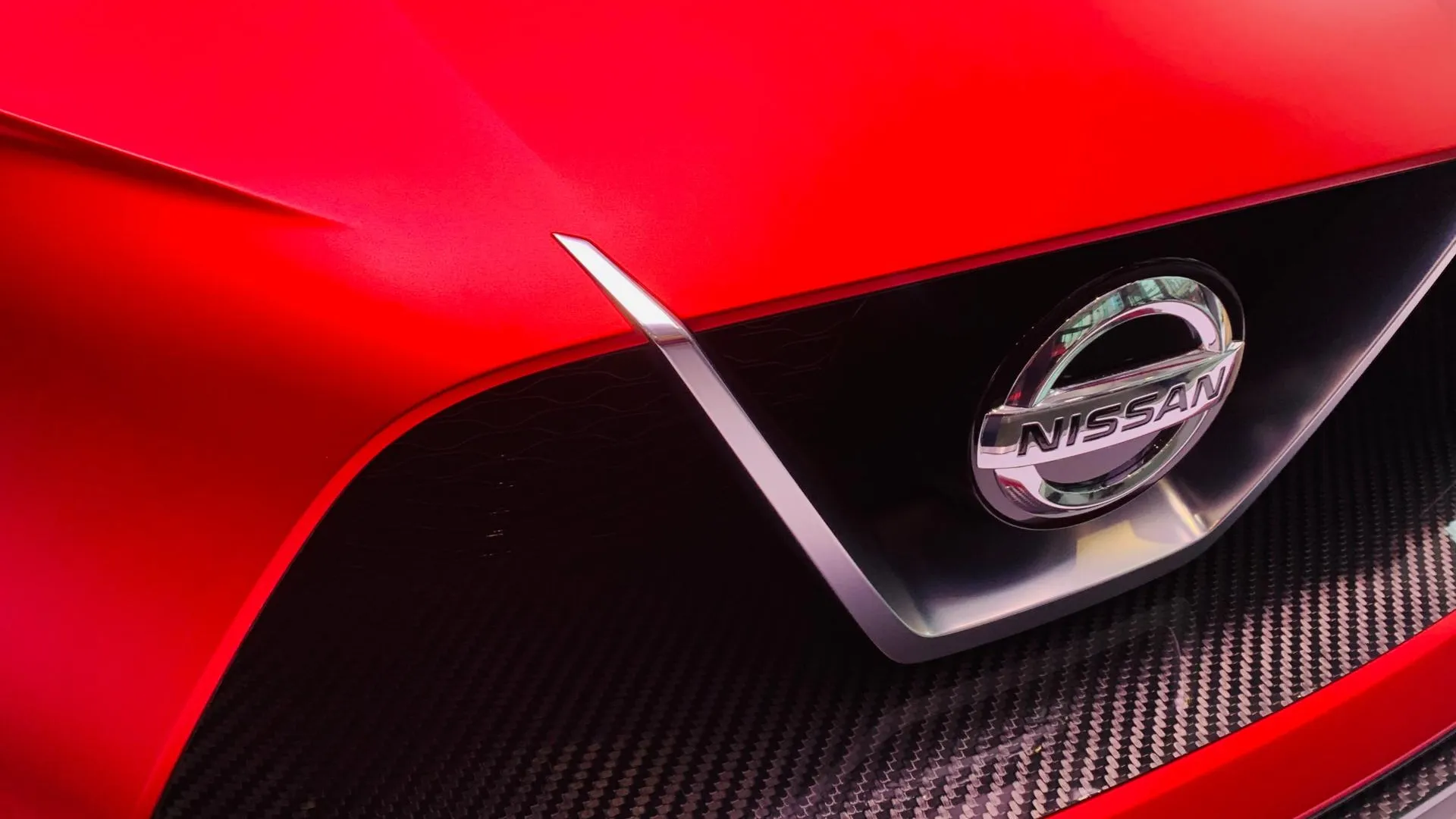 Бывший завод Nissan в Петербурге показал модель российского автобренда XCITE