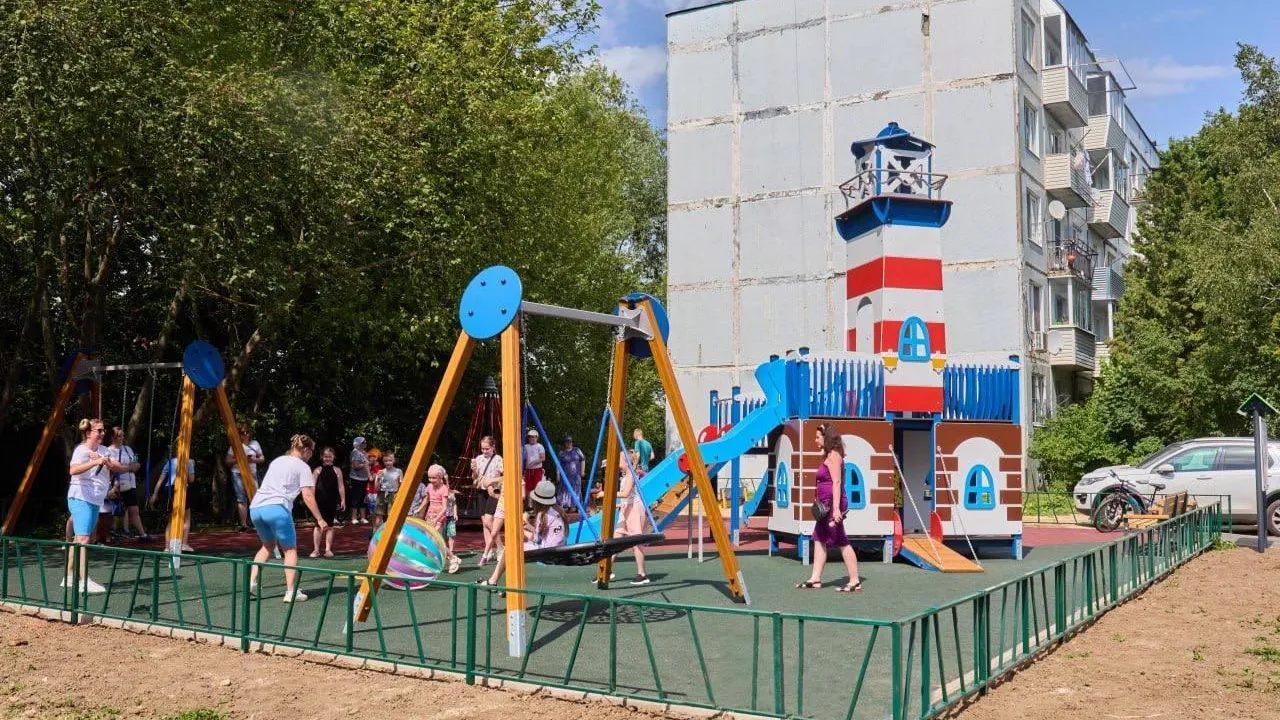 В Чехове открылась новая детская площадка
