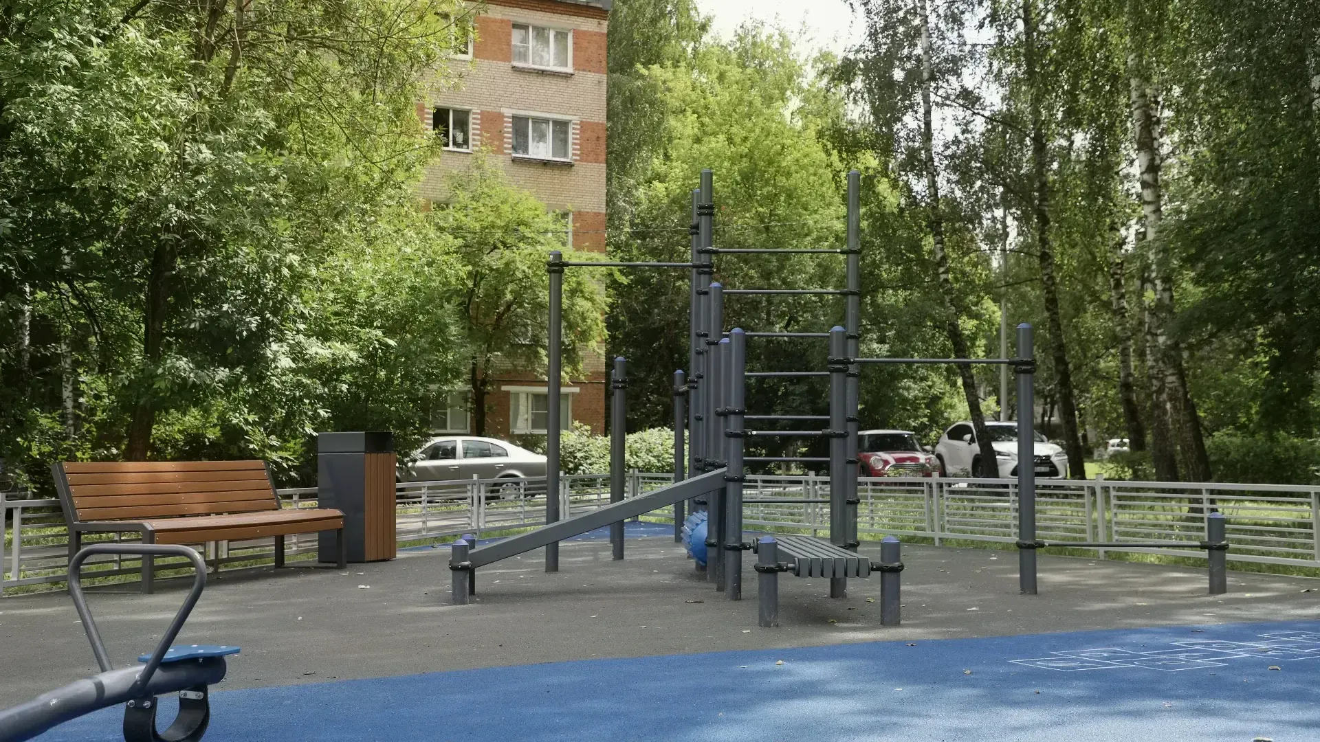 В Наро-Фоминском округе установили 4 детские площадки
