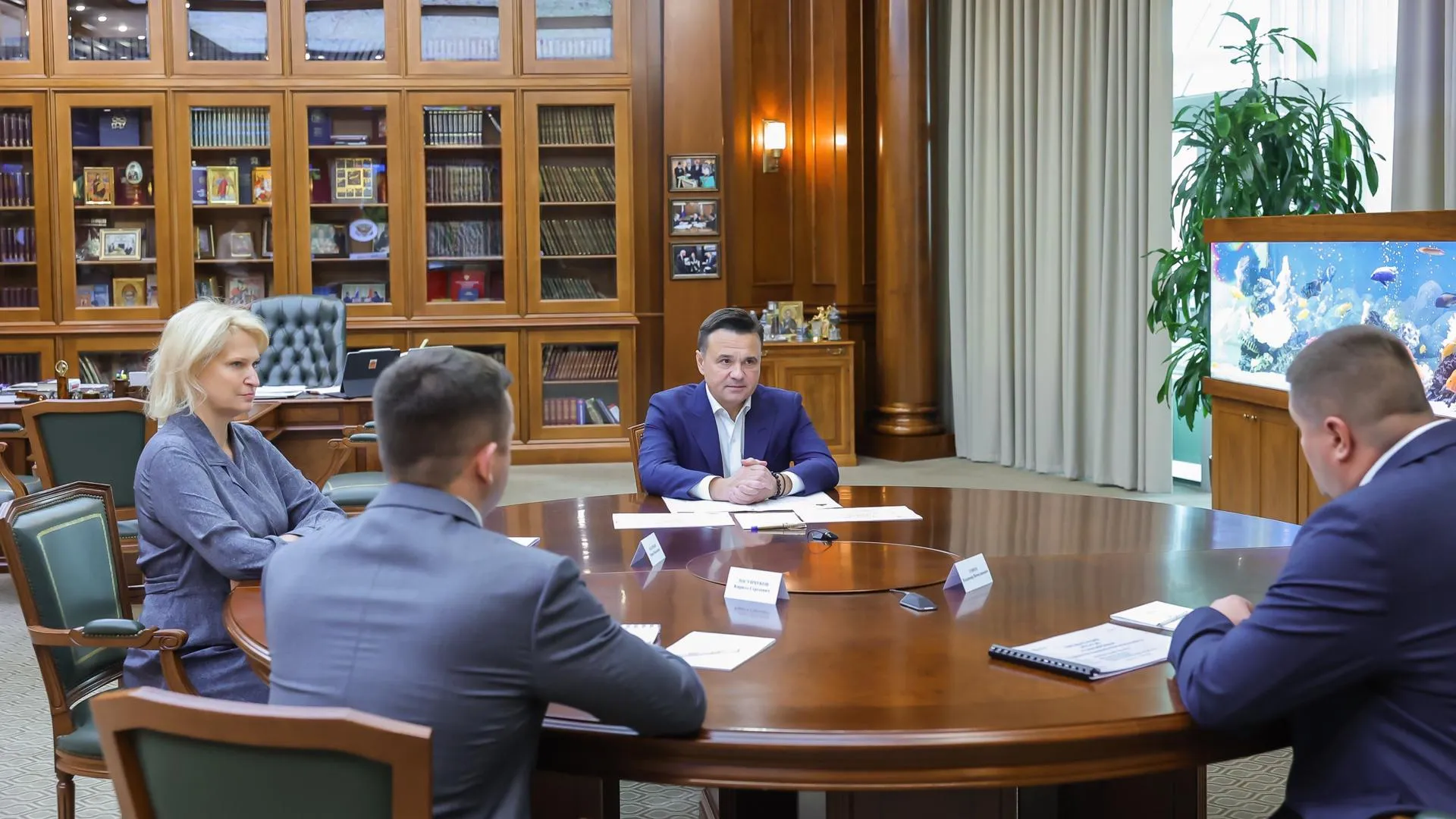 Воробьев пожелал успехов участникам «Времени Героев» Лосунчукову и Гороху