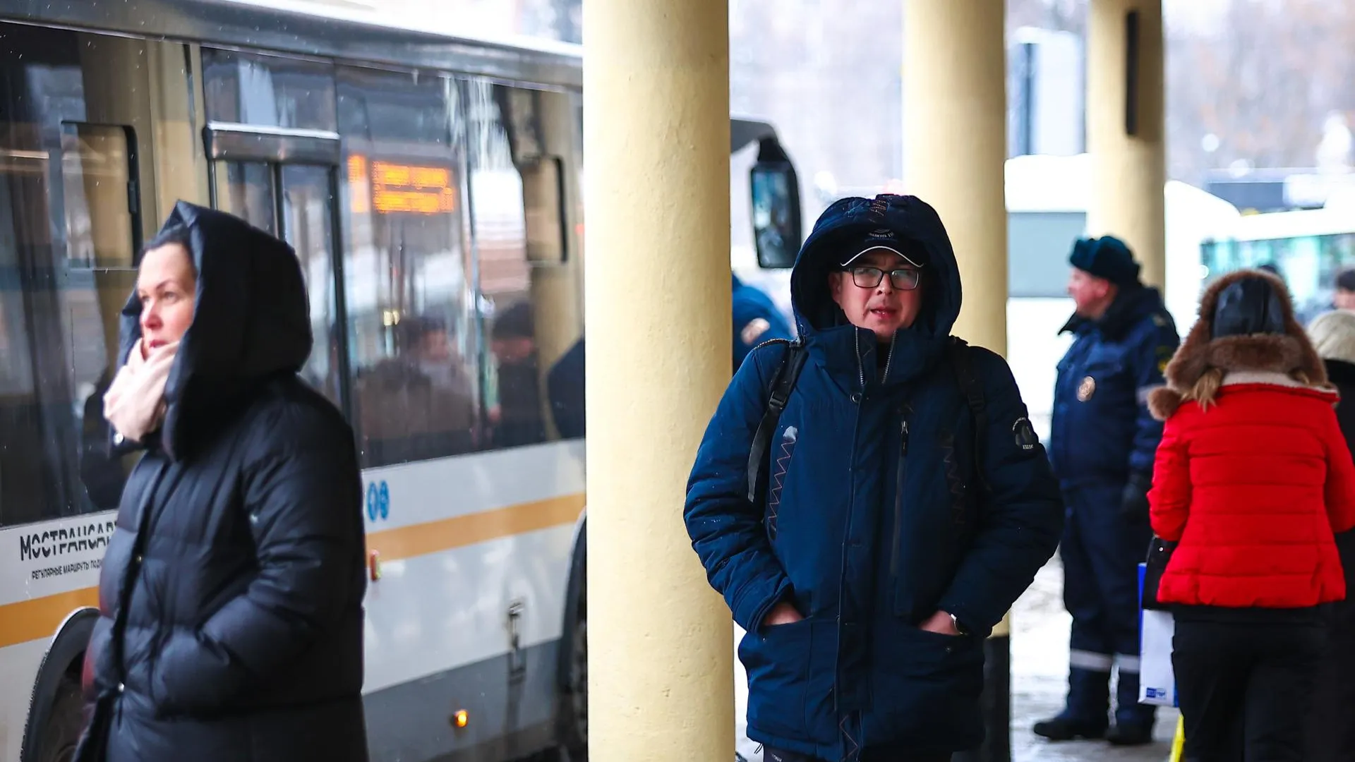 Жителям Подмосковья рассказали о маршрутах до бесплатных катков региона