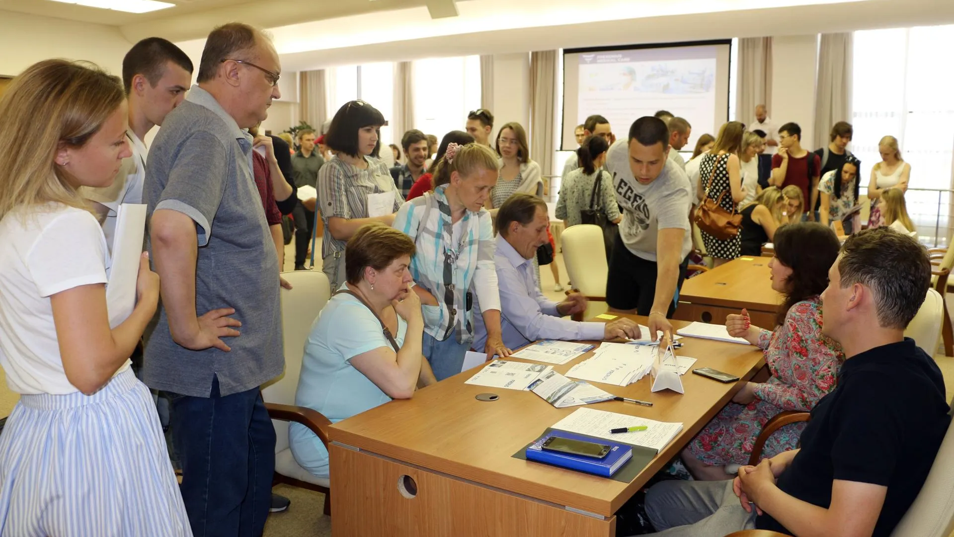 Свыше 300 человек посетили ярмарку вакансий в городском округе Дубна