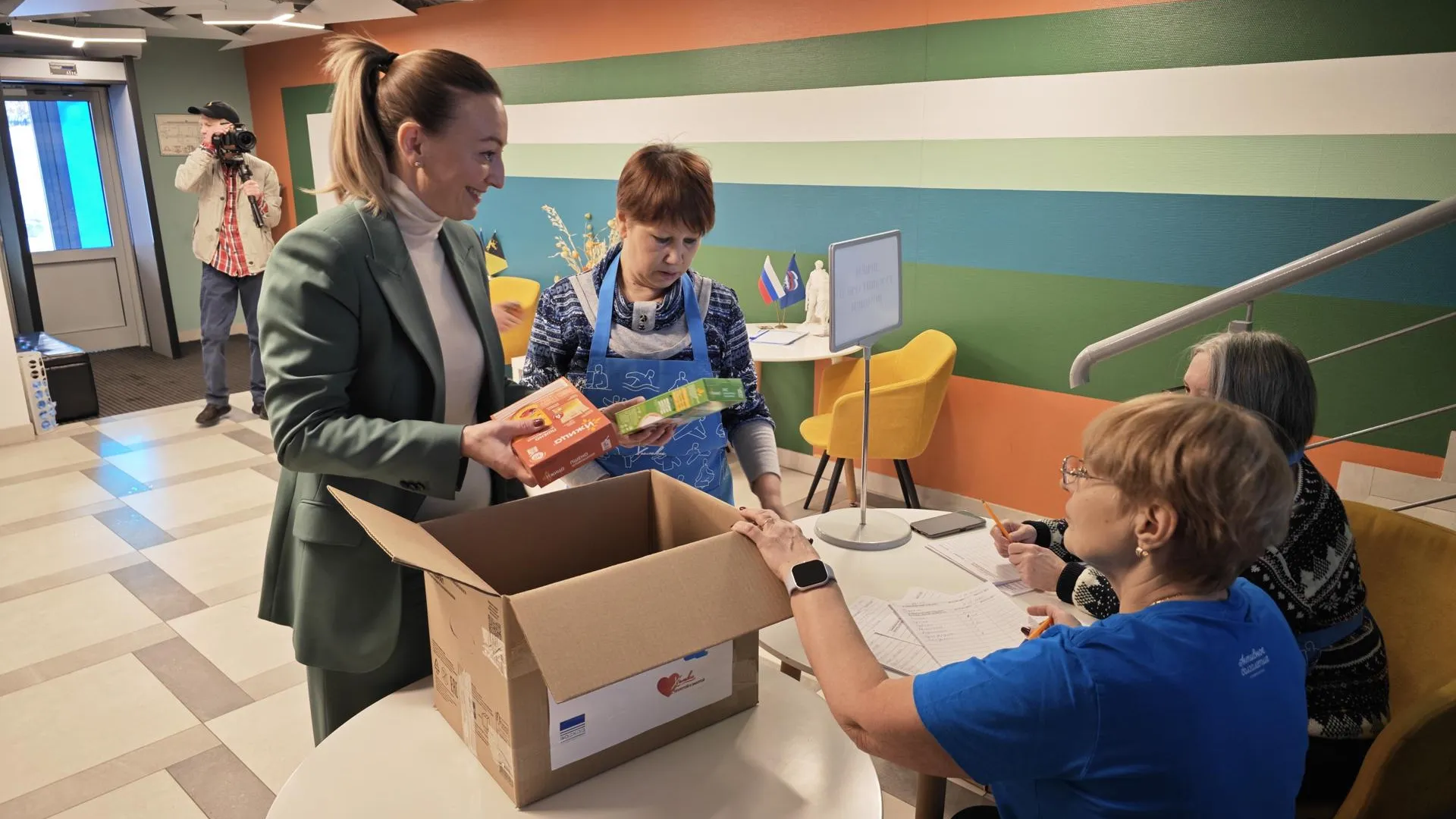 Жители Химок собрали гуманитарную помощь для участников спецоперации