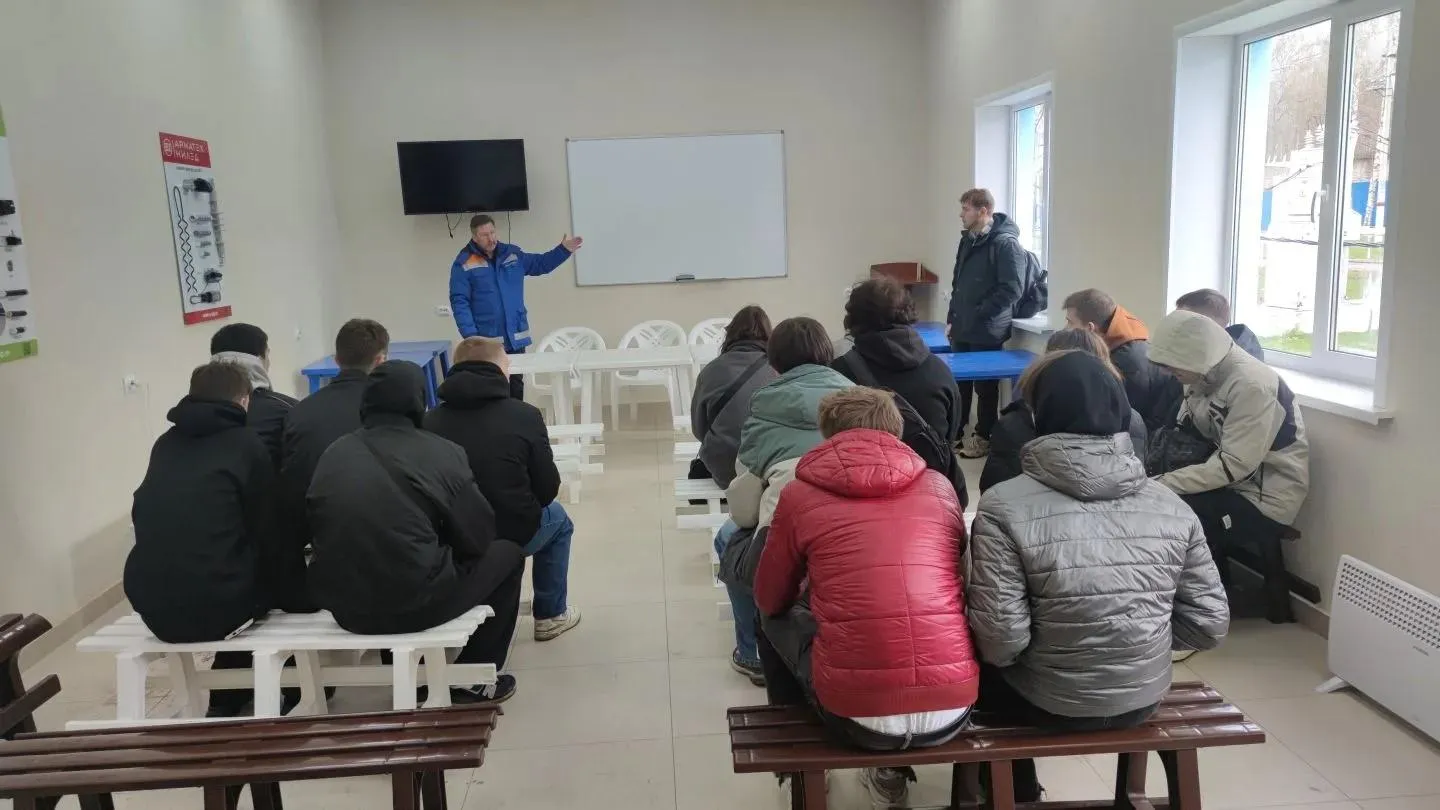 Студенты Электростали посетили полигон Мособлэнерго в Подмосковье