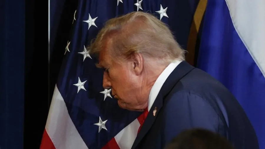 Трамп ответил на сообщения о прекращении обмена разведданными с Украиной