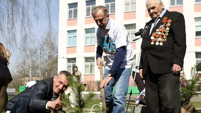 Глава Люберец в субботу дал старт акции «Лес Победы»