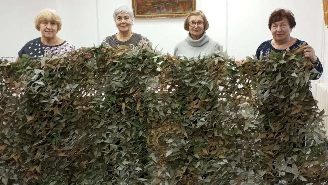 Дубненцы передали на СВО маскировочные сети