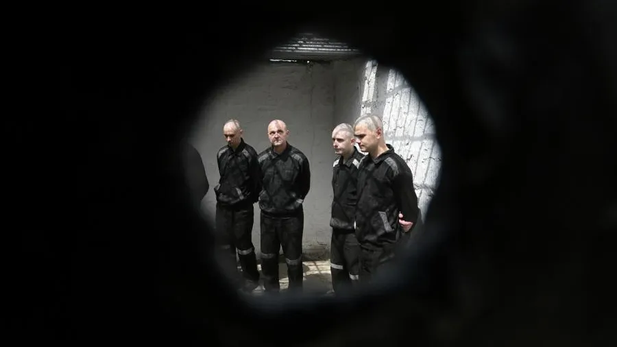 Mash: Россия и Украина временно прекратят обмены пленными и убитыми
