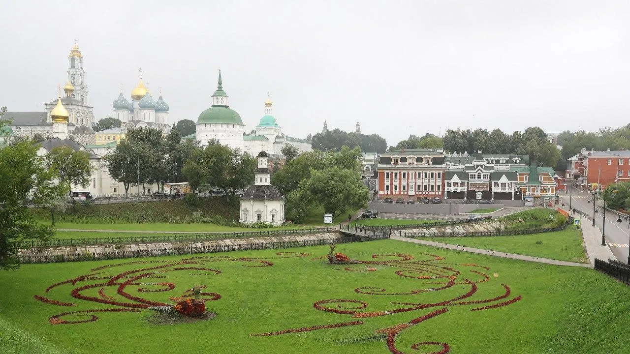 Сергиев Посад попал в топ‑10 исторических городов РФ по числу туристов на жителя