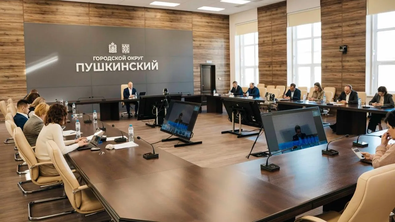 В Пушкинском продолжают обновлять систему наружного освещения