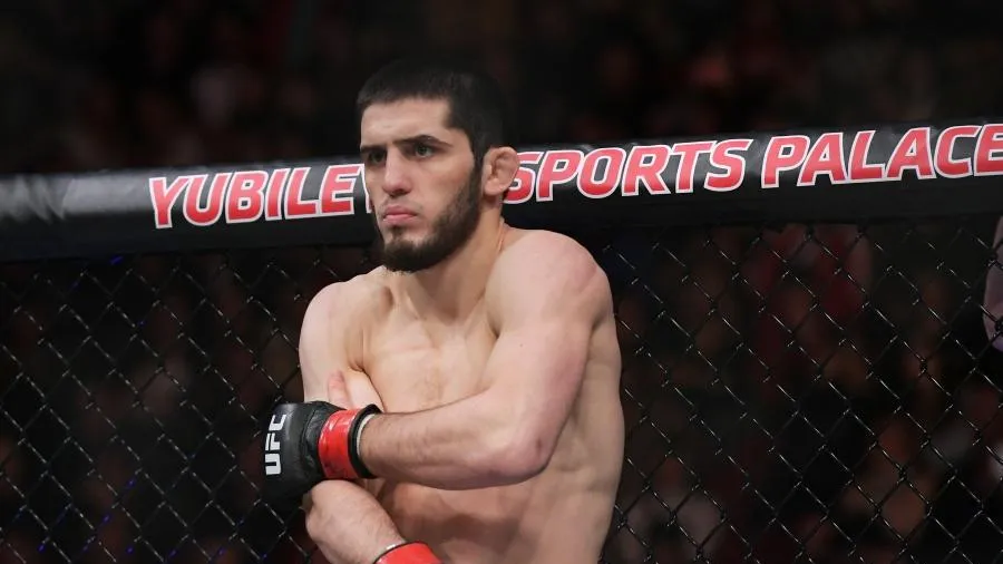 Ислам Махачев сравнялся c Хабибом Нурмагомедовым по количеству побед в UFC