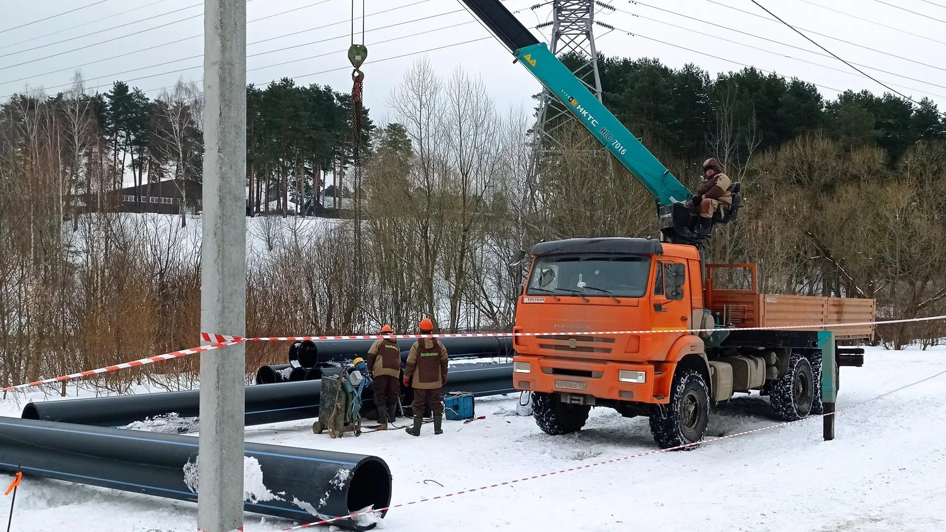 Специалисты технадзора Подмосковья контролируют реконструкцию канализационного коллектора