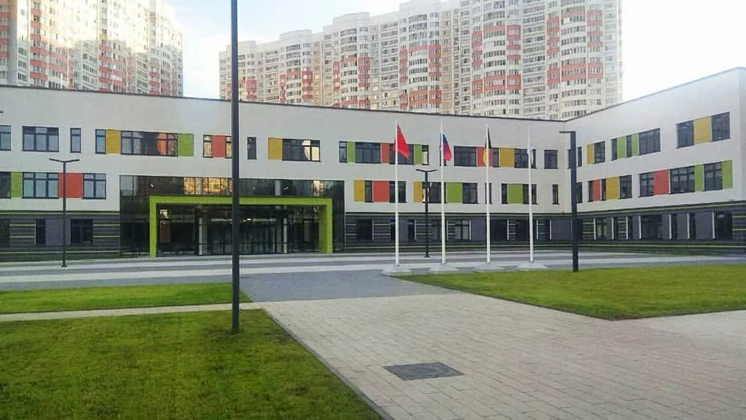 Новую школу на 1,1 тыс учеников ввели в эксплуатацию в Химках