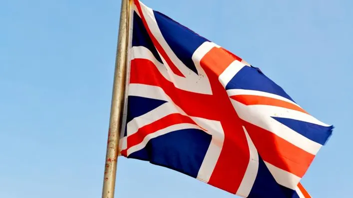 Обогащение на крови: почему Лондон хочет сорвать планы Трампа по миру на Украине