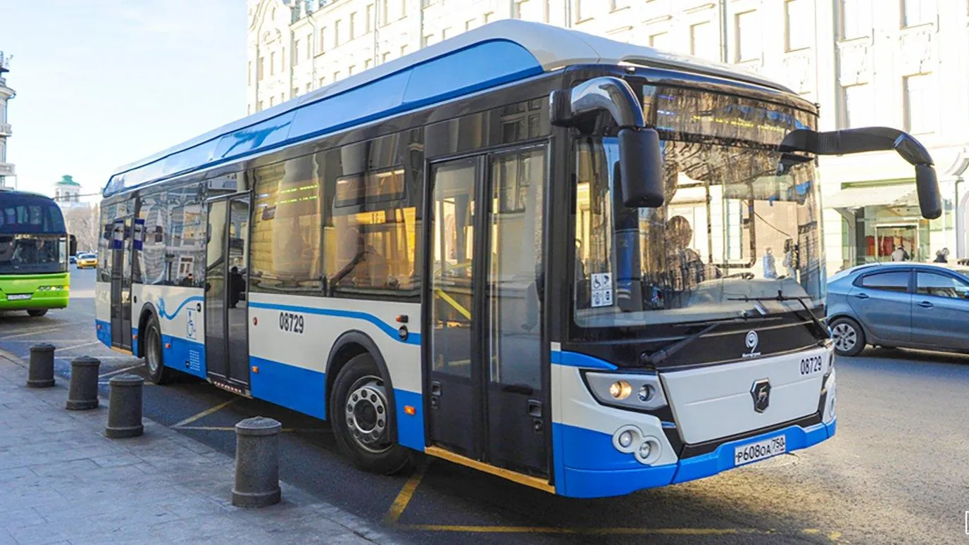 Электробусы начали курсировать на третьем по счету маршруте в Москве