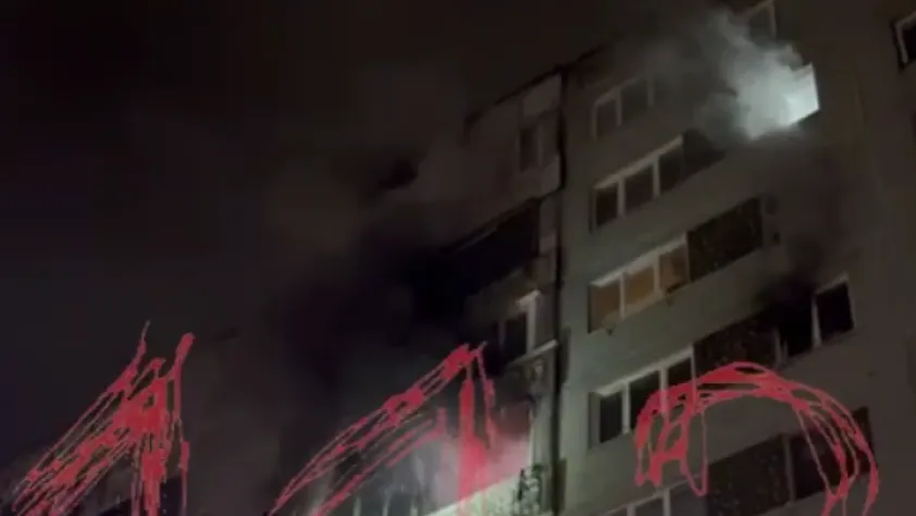 Были сами дома: трое детей сгорели в квартире во Владивостоке