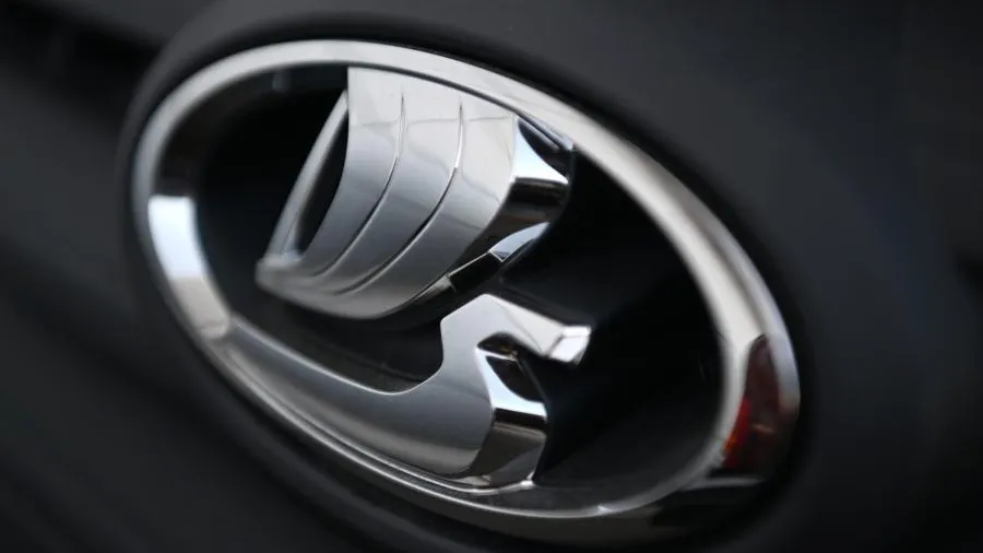 «АвтоВАЗ» на ПМЭФ покажет первый кроссовер Lada собственной разработки