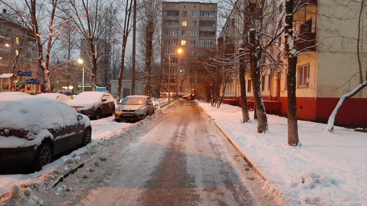 Дорогу на улице Маркса в Балашихе очистили от снега по просьбе жительницы