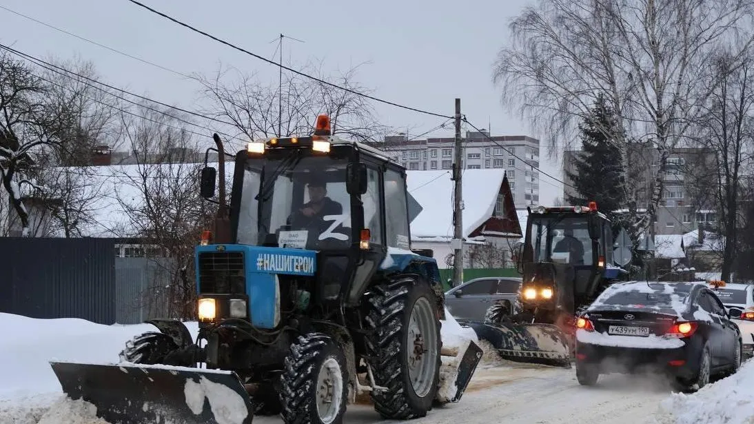 Готовность служб к содержанию дорог в зимний период рассмотрели в Ступине