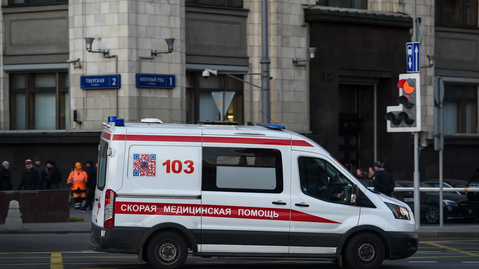 Водитель такси насмерть сбил пожилую женщину на востоке Москвы