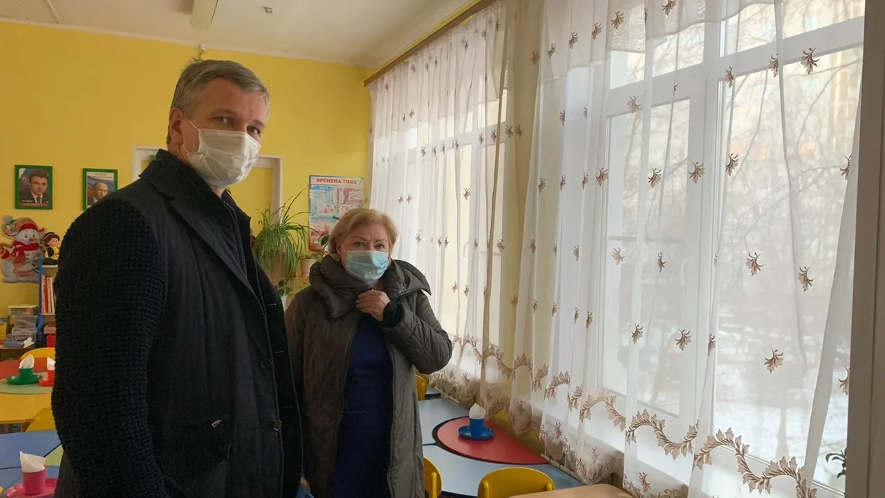 Более 20 новых окон установили в детсаду Люберец