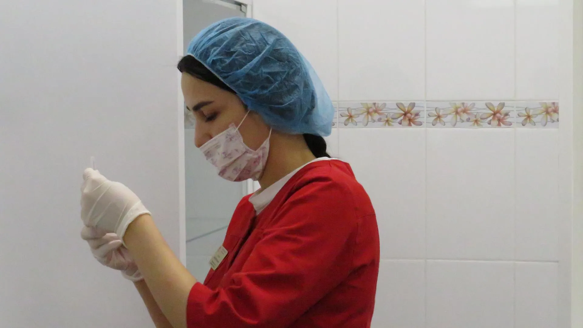 Сотрудники крупных предприятий Подмосковья пройдут вакцинацию на рабочем месте