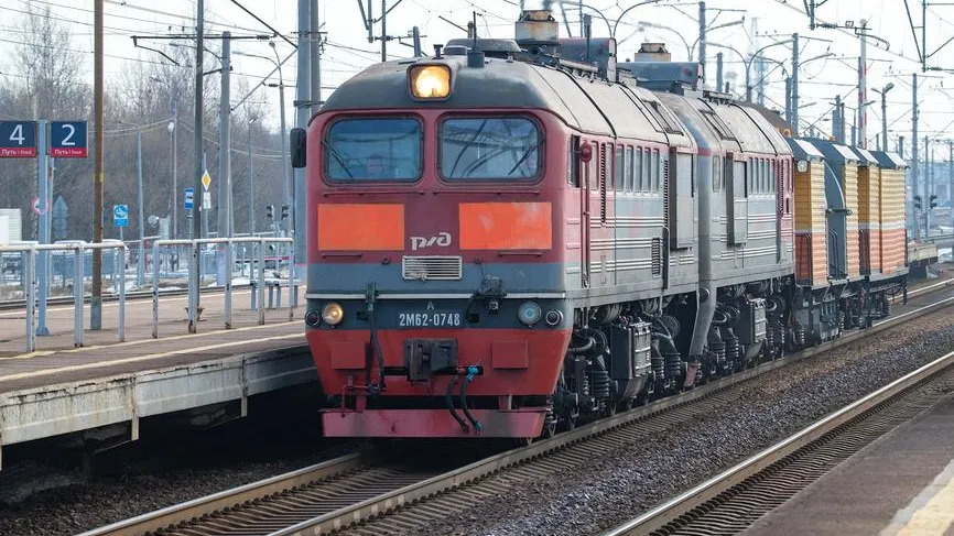 Тепловоз сошел с рельсов из-за взрывного устройства в Белгородской области
