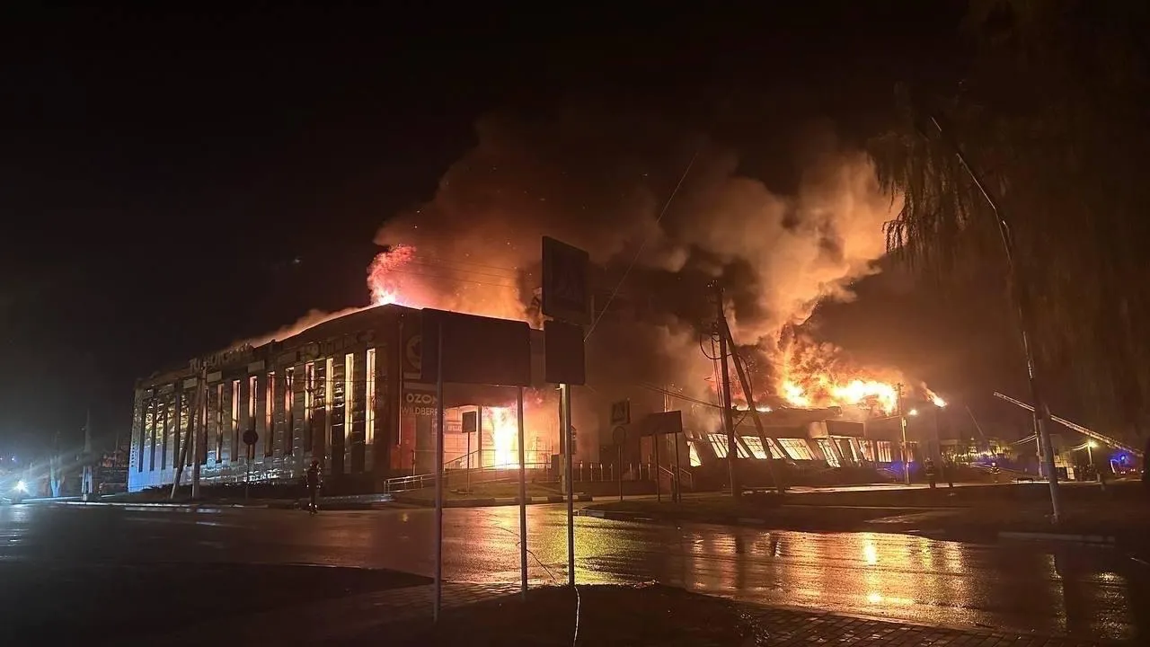 Двое человек пострадали при атаке дрона ВСУ в Белгородской области