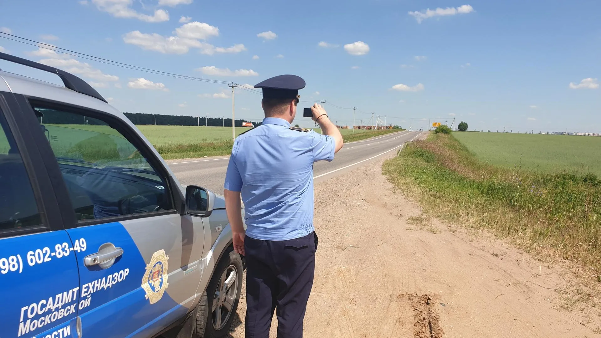 Более 30 нарушений помогли устранить внештатники Госадмтехнадзора в Дзержинском