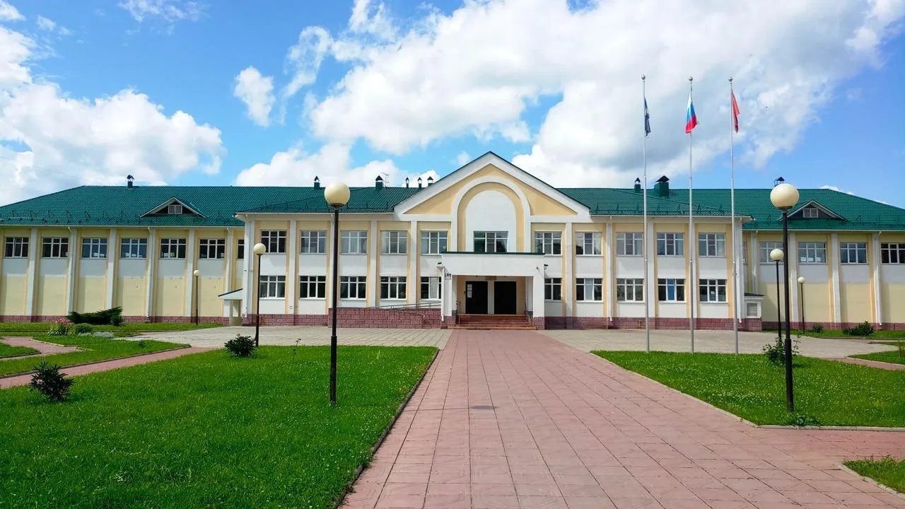 Открытие пристройки к Глебовской школе в Истре позволило учащимся перейти в первую смену