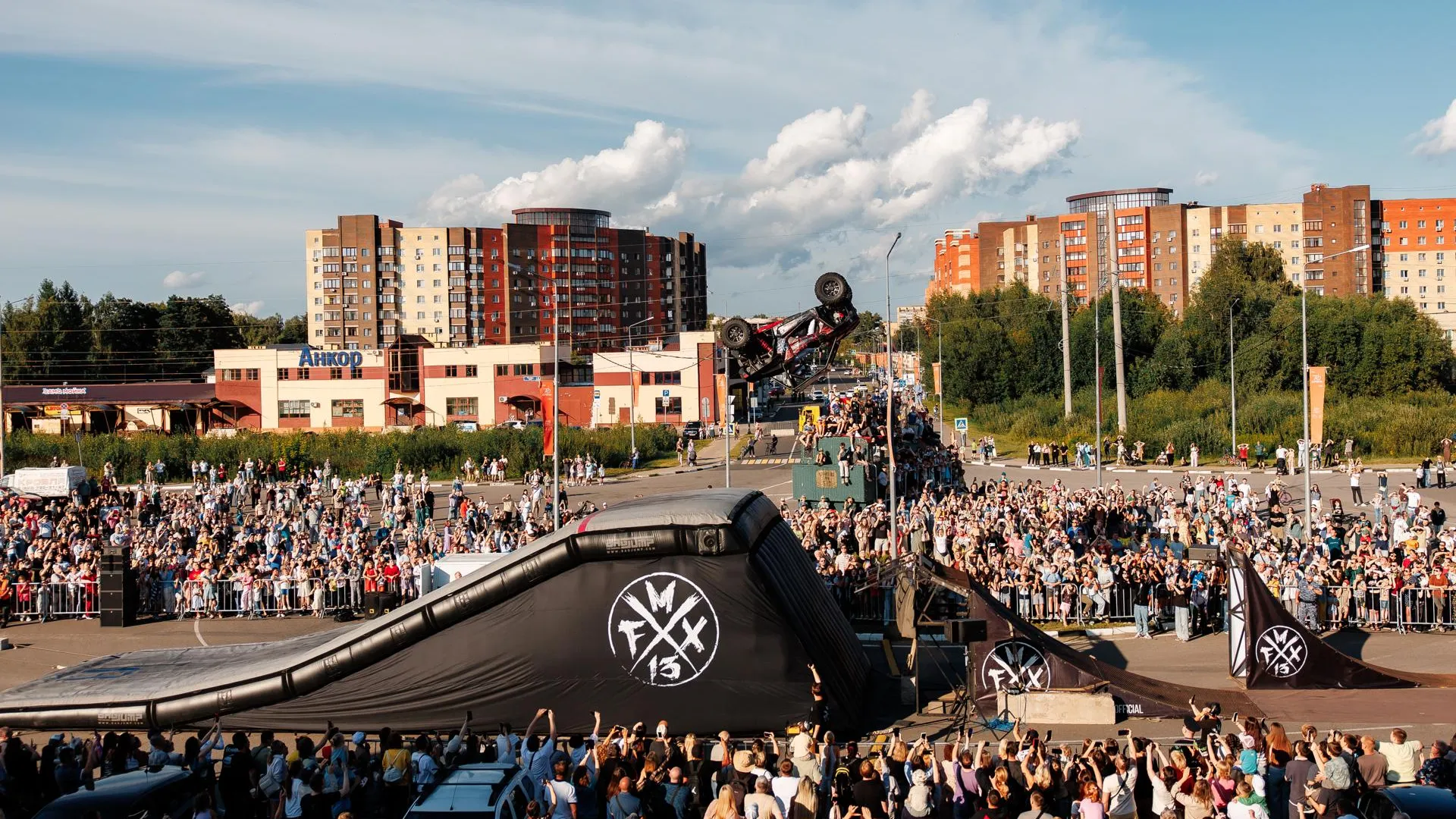 В Дубне 25 июля шоу FMX13 собрало 7,5 тыс зрителей
