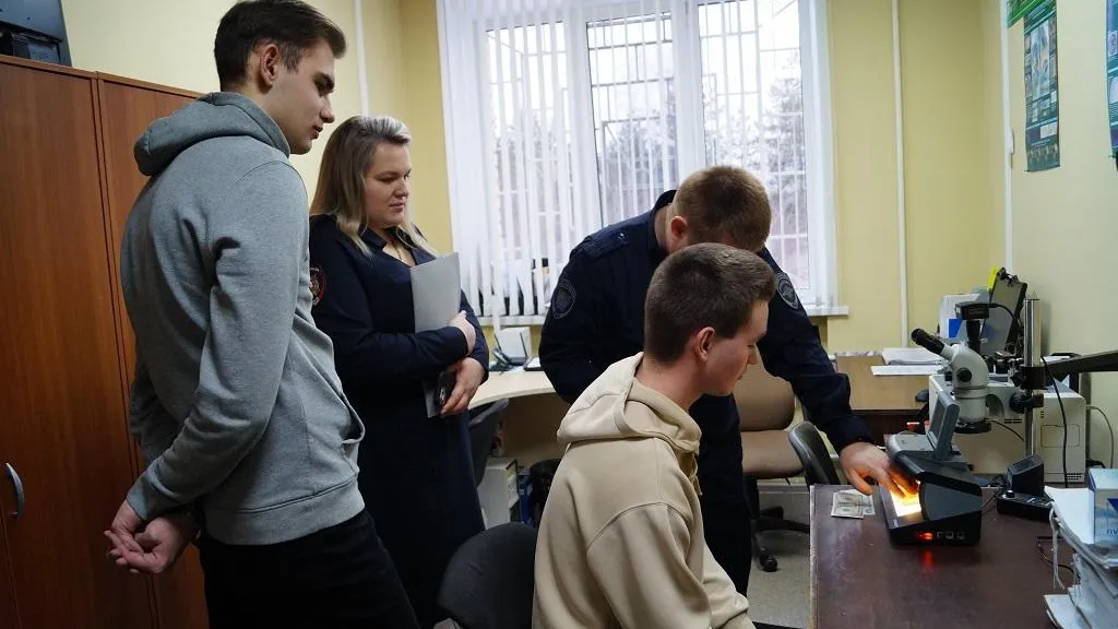 Сотрудники полиции рассказали студентам Талдома о своей профессии