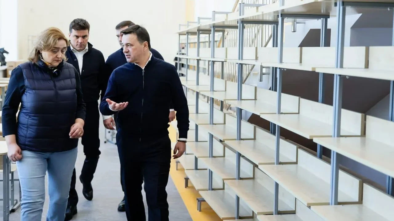 Губернатор Подмосковья поручил решить вопрос с транспортной доступностью школы в Можайске
