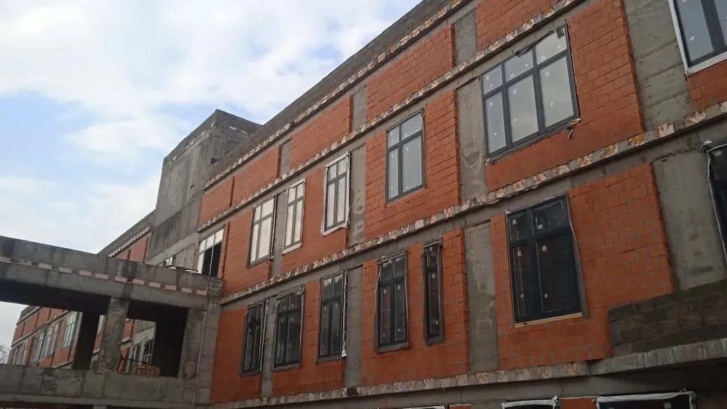 В Хотькове Сергиево‑Посадского округа продолжается строительство больничного комплекса