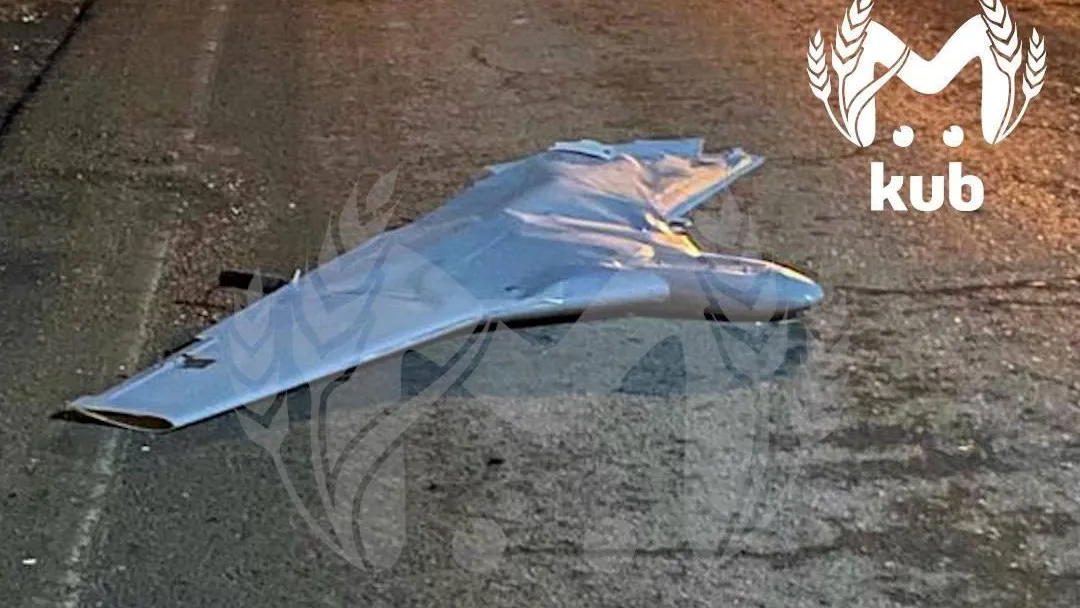 Опубликовано видео падения беспилотников на дома в Краснодарском крае