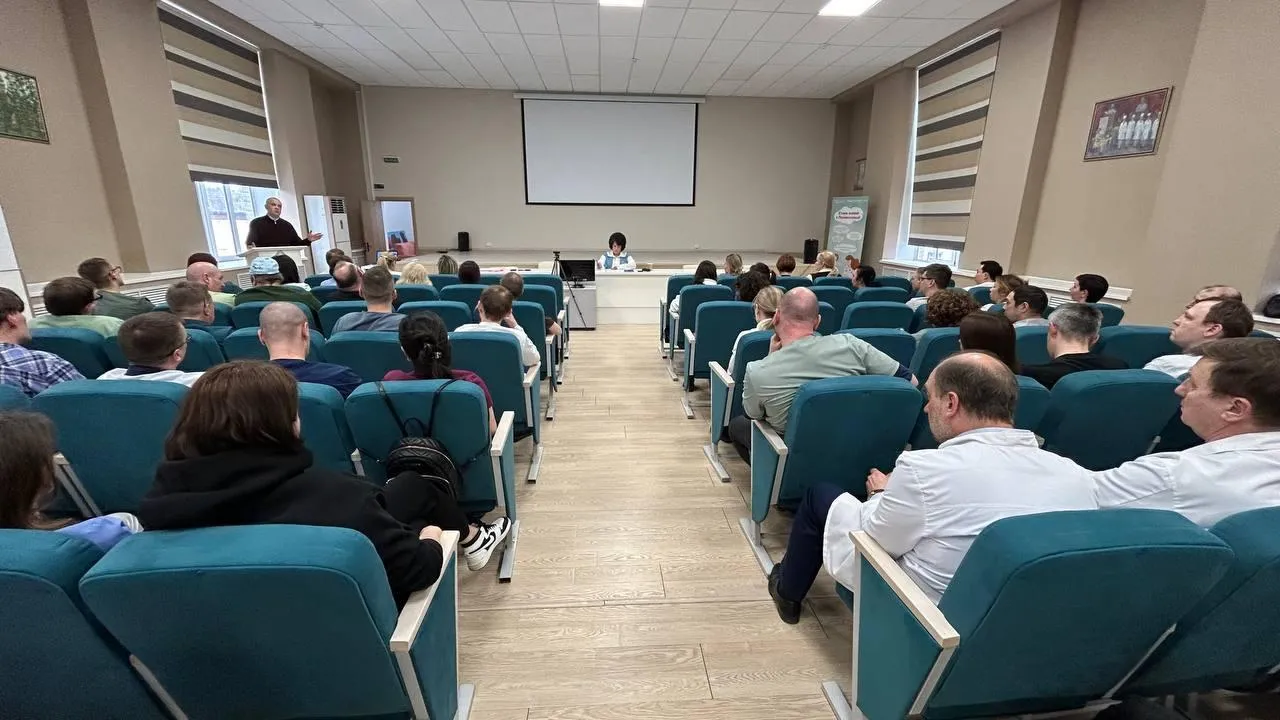 Главврач больницы Мытищ напомнила сотрудникам об этике в медучреждении и деонтологии
