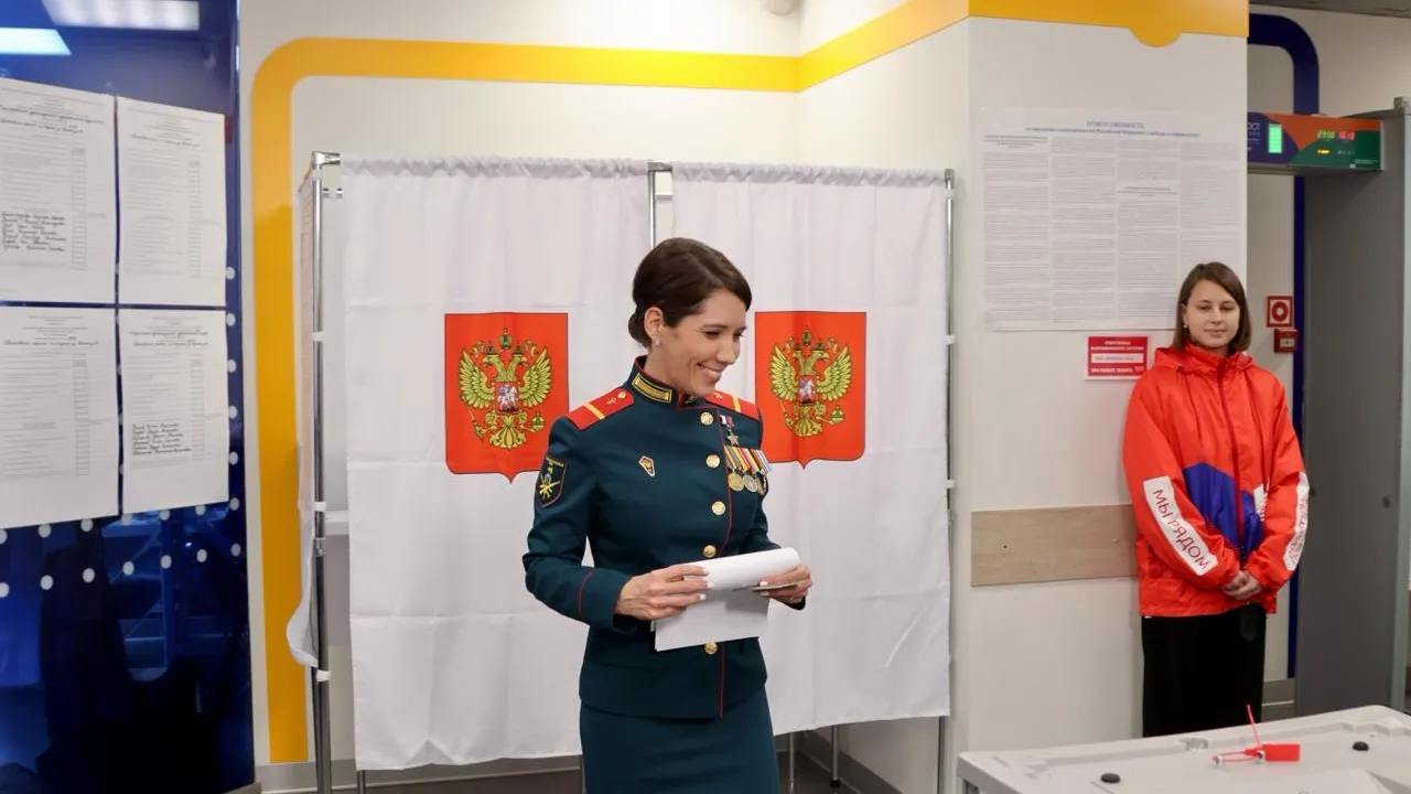«Участвовать в выборах очень важно»: Герой РФ Болилая проголосовала в Ступине
