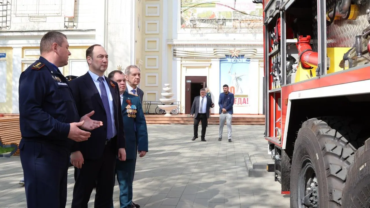 В Ступино огнеборцев поздравили с Днем пожарной охраны