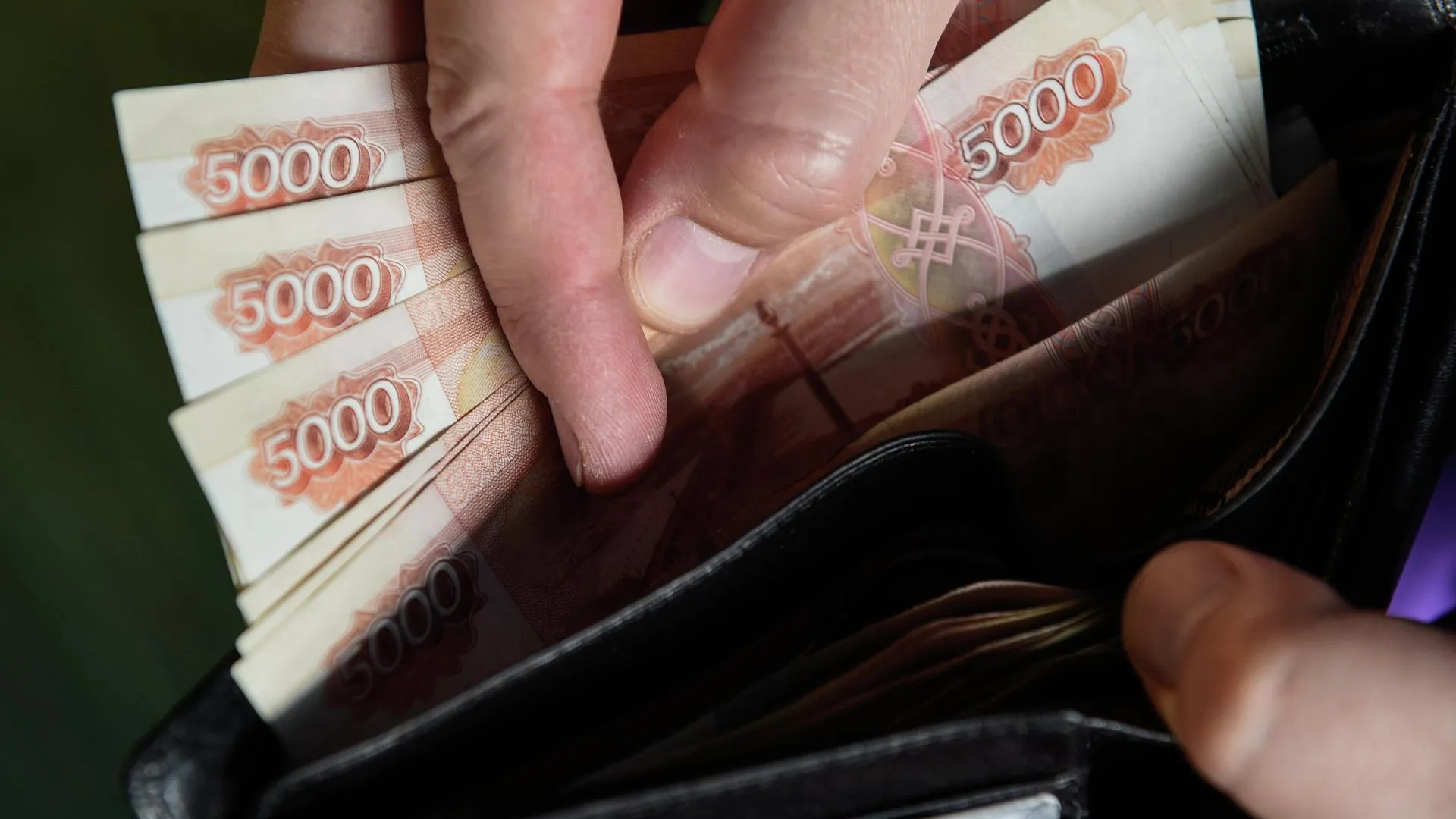 Продавца из Клина приговорили к штрафу за неоднократную продажу алкоголя подросткам