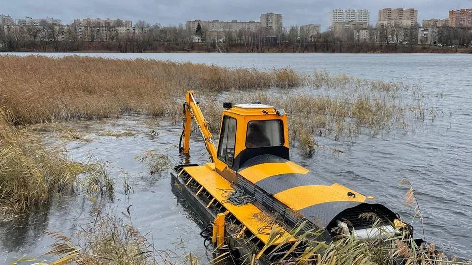 В поселке Люберец приступили к расчистке Большого Красковского карьера