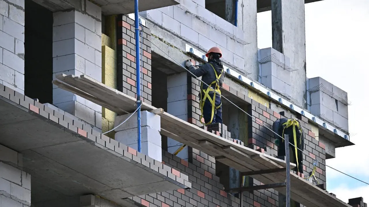 В Подмосковье за счет внебюджетных средств построено 15 школ в 2024 г